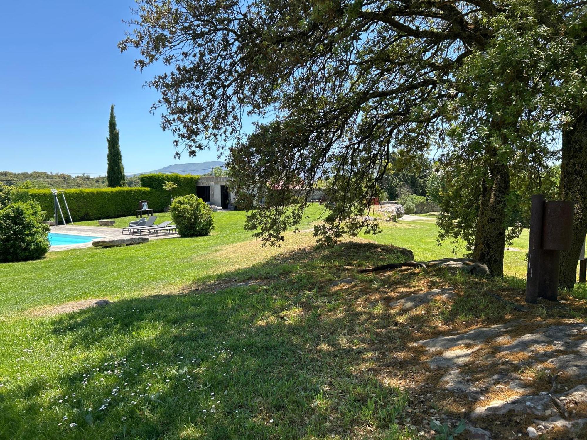 Casa Rural De Un Artista En Plena Naturaleza Piscina Y Parque De Esculturas En Villarcayo Villarcayo de Merindad de Castilla la Vieja Exterior foto
